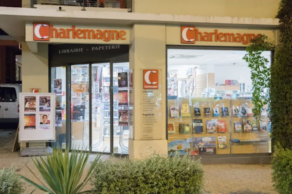 Librairie Charlemagne Fréjus – Image 3